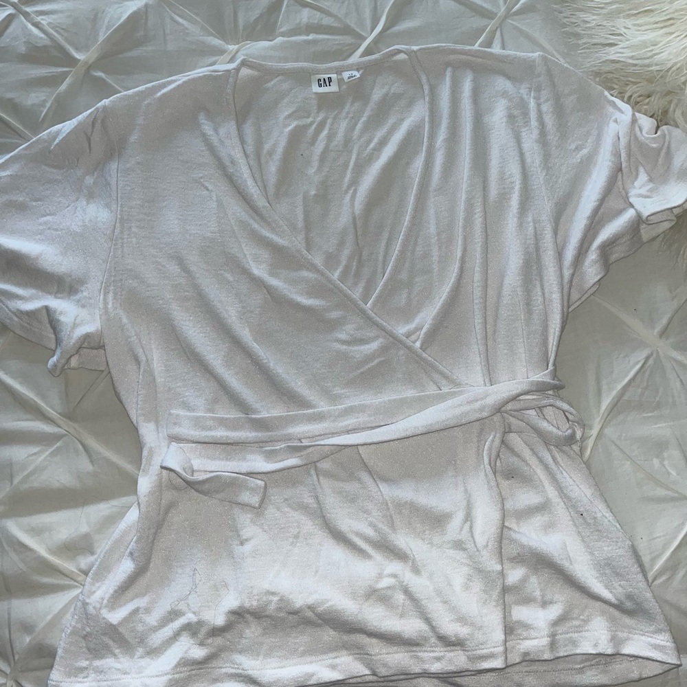 GAP SOFTSPUN WRAP TEE LARGE
